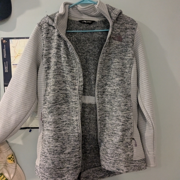 The North Face Gray fleece zip-up with hood - Picture 2 of 5